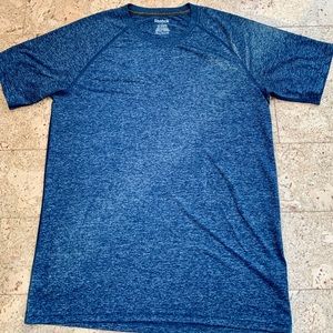 🌼3/$30 Reebok Athletic Shirt